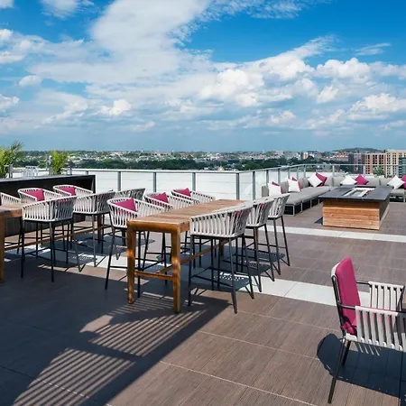 Hotel Courtyard By Marriott Washington Downtown/Convention Center